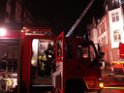 Feuer 3 Dachstuhlbrand Koeln Muelheim Gluecksburgstr P194